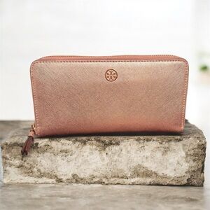 TORY BURCH WALLET🩷EXCELLENT CONDITION